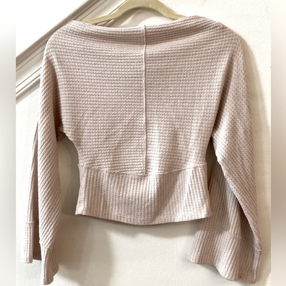 We the Free Wide Sleeve Cropped Top XS - Picture 2 of 7